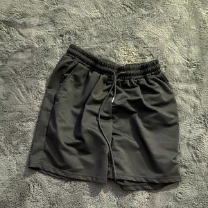 Men’s black shorts